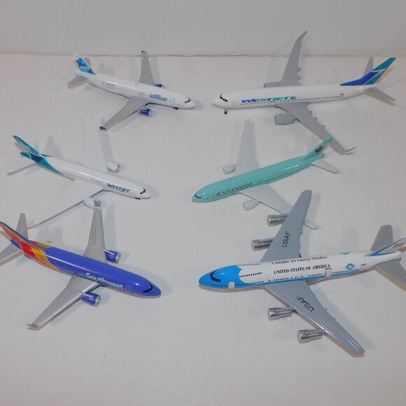 Daron Other - Lot of 6 Diecast Commercial Airplanes 1/300 Daron Realtoy Southwest WestJet AC